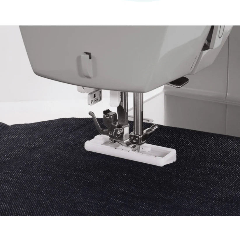 Singer Heavy Duty Sewing Machine 4411